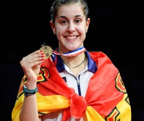 开云体育-卢森堡选手与搭档携手获得羽毛球比赛冠军