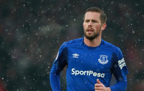 开云体育中国官网-京多安连续得分拉开差距，德国硬仗取胜巴黎，展现团队韧性