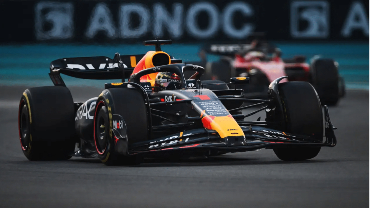 迈凯伦力克法拉利，维斯塔潘点燃赛场