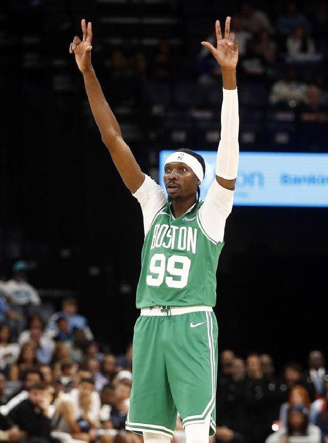 凯尔特人B队险胜热火,杰伦·布朗绝境逆转 凯尔特人B队险胜热火,杰伦·布朗绝境逆转