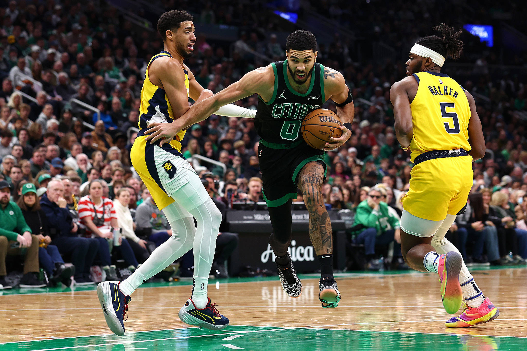 凯尔特人B队险胜热火,杰伦·布朗绝境逆转 凯尔特人B队险胜热火,杰伦·布朗绝境逆转