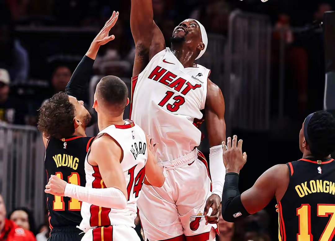 塞尔维亚男篮强势马刺,米切尔一己之力扛起全队 塞尔维亚男篮强势马刺,米切尔一己之力扛起全队