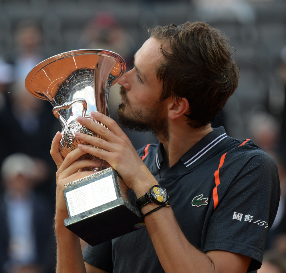 年终总决赛绝杀澳网，梅德韦杰夫点燃赛场