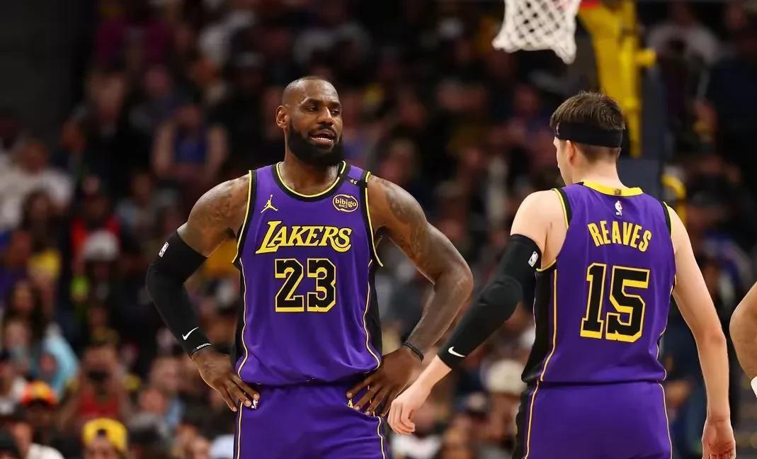 詹姆斯连续砍下+，领衔湖人队战胜对手