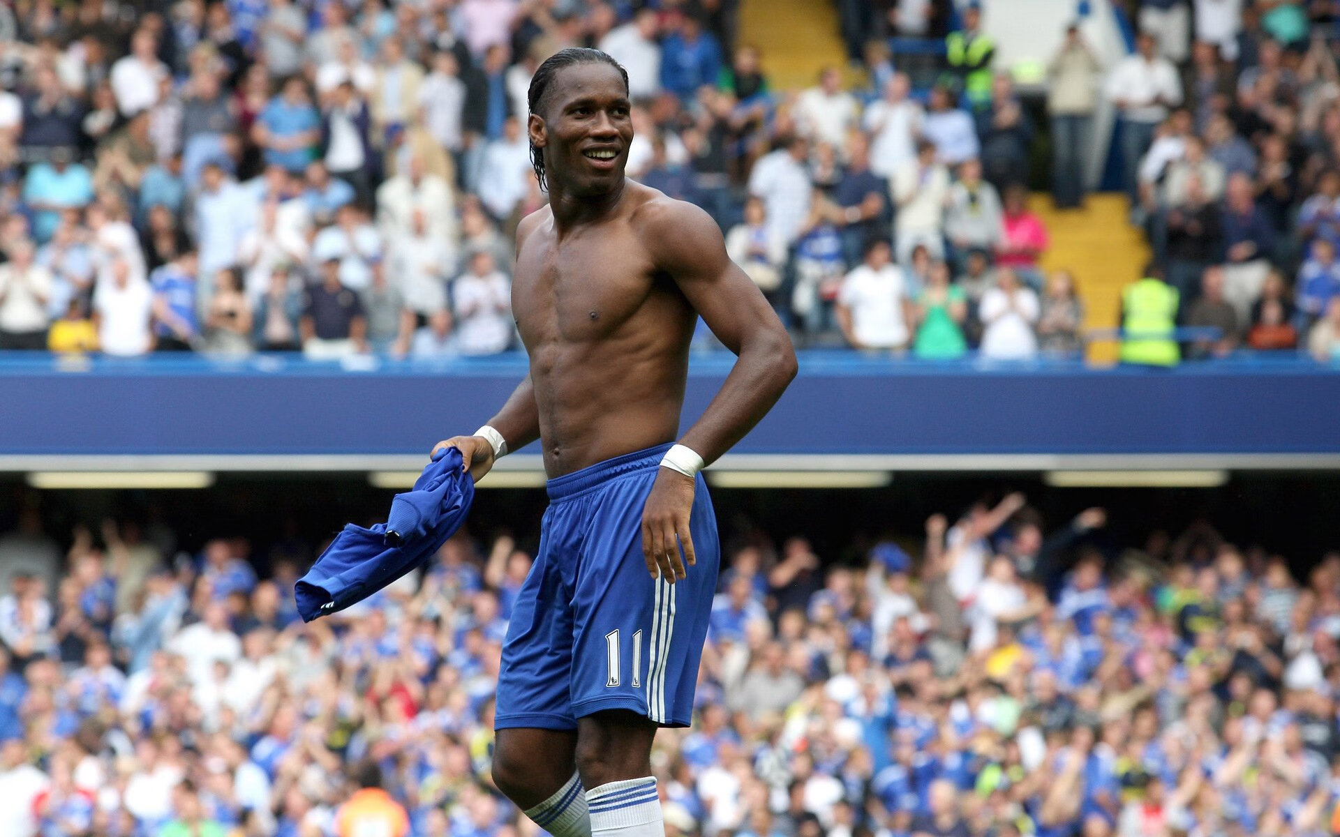 阿圭罗的脚尖与欧洲的棋局，当法国强压德国时，胜负手来自阿根廷